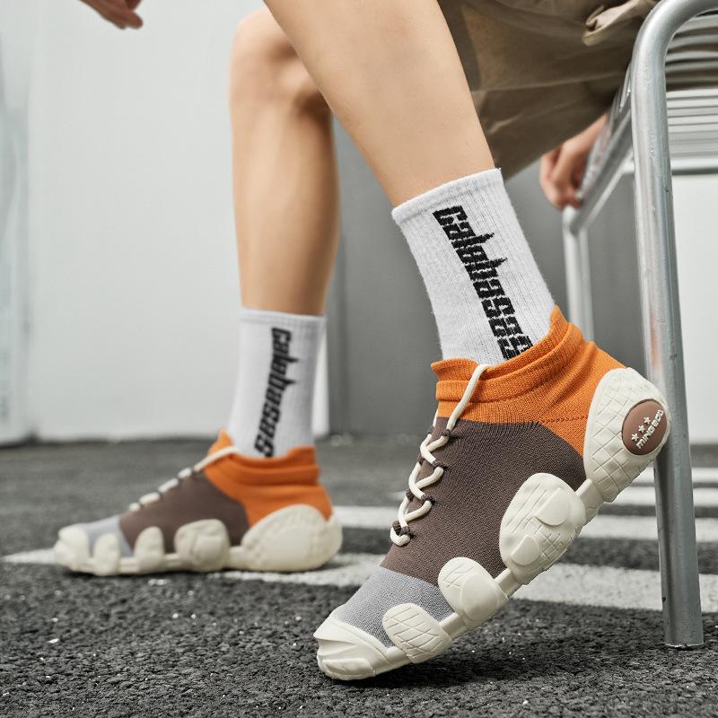 Large size fly-woven casual shoes breathable sports travel outdoor shoes men's fashion mesh Korean version trendy dad shoes