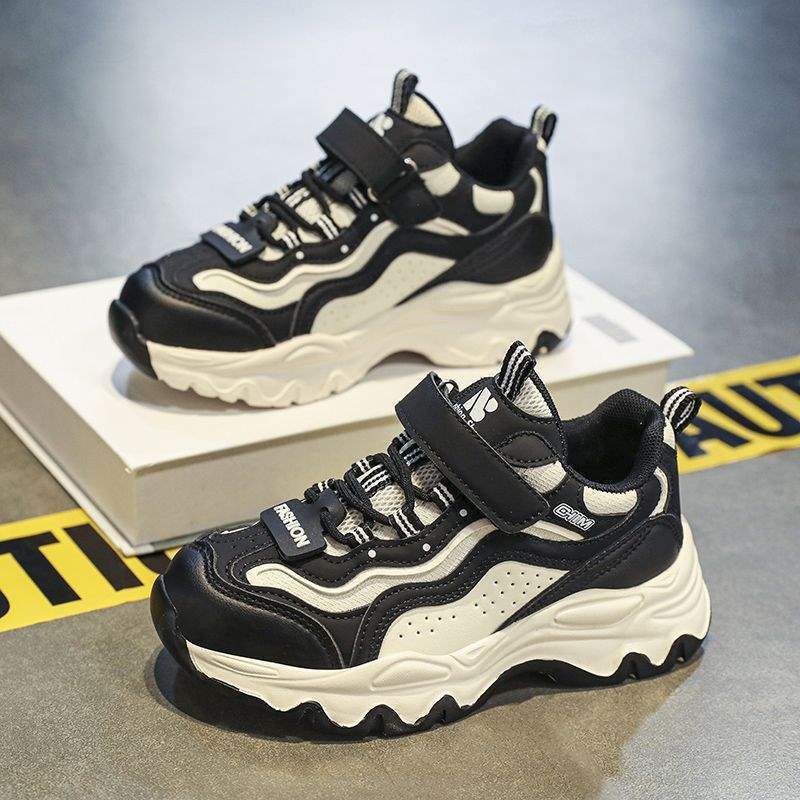 Classmate girls 2025 autumn new children's sports shoes leather surface middle-aged older girls student dad shoes spring and autumn