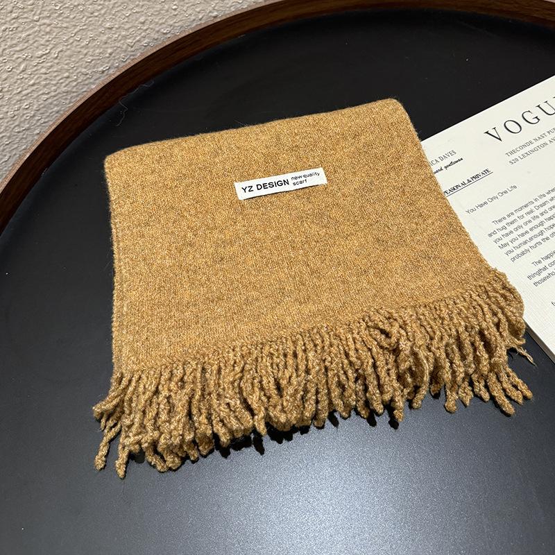 Korean high-end couple scarf women's winter 11 new Korean version tassel solid color small fragrant wind warm student scarf