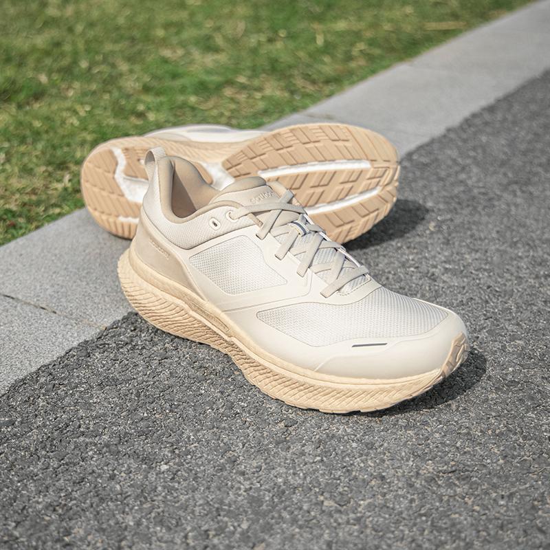 SAUCONY Triumph Cmt 2 Cushioning Comfortable Commuting Shoes Non-Slip Shock Absorption Low-Top Running Shoes Unisex Sneaker White S28239-1