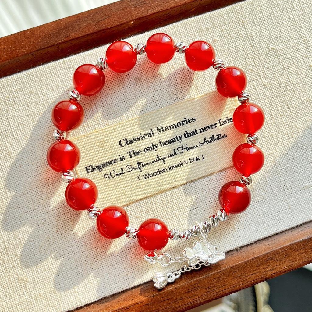 10Mm High Quality Pigeon Blood Red Vitreous Natural Chalcedony Bracelet Bracelet