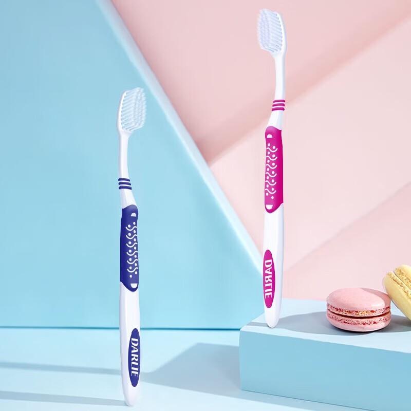 Darlie Silky Clean Soft Bristle Toothbrush