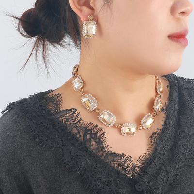 European-American Fashion Rhinestone Necklace & Earring Set for Women - Stylish Daily Accessory
