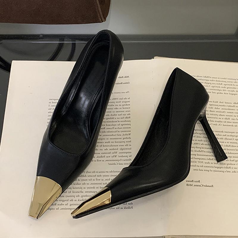 

Liyke Classics Black High Heels For Ladies Cozy Patent Leather Women Pumps Fashion Metal Decoration Pointed Toe Stiletto Shoes 38