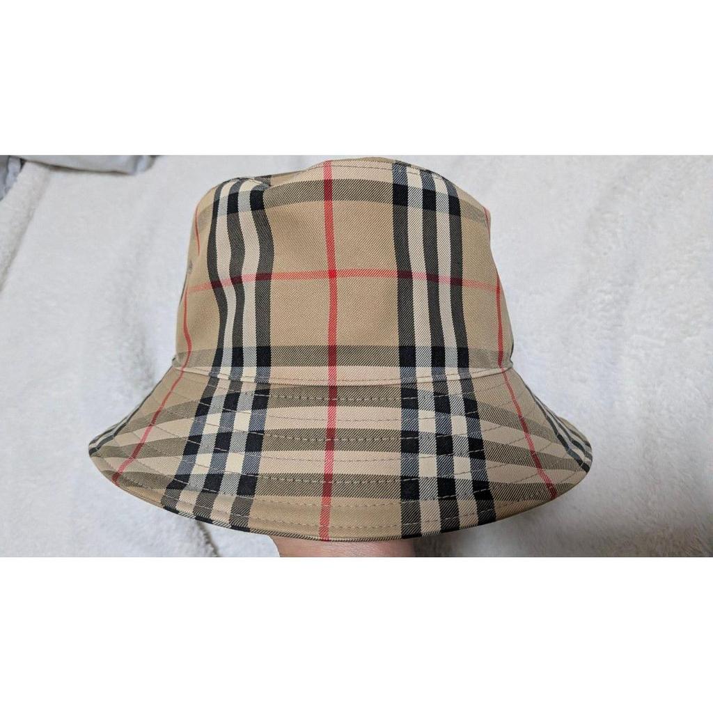 Used Good conditionBURBERRY Nova check bucket hat beige