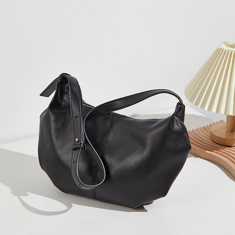 Niche Design Bag Women's New Trendy Fashion High-end Women's Bag Texture Versatile Autumn and Winter Shoulder Messenger Bag