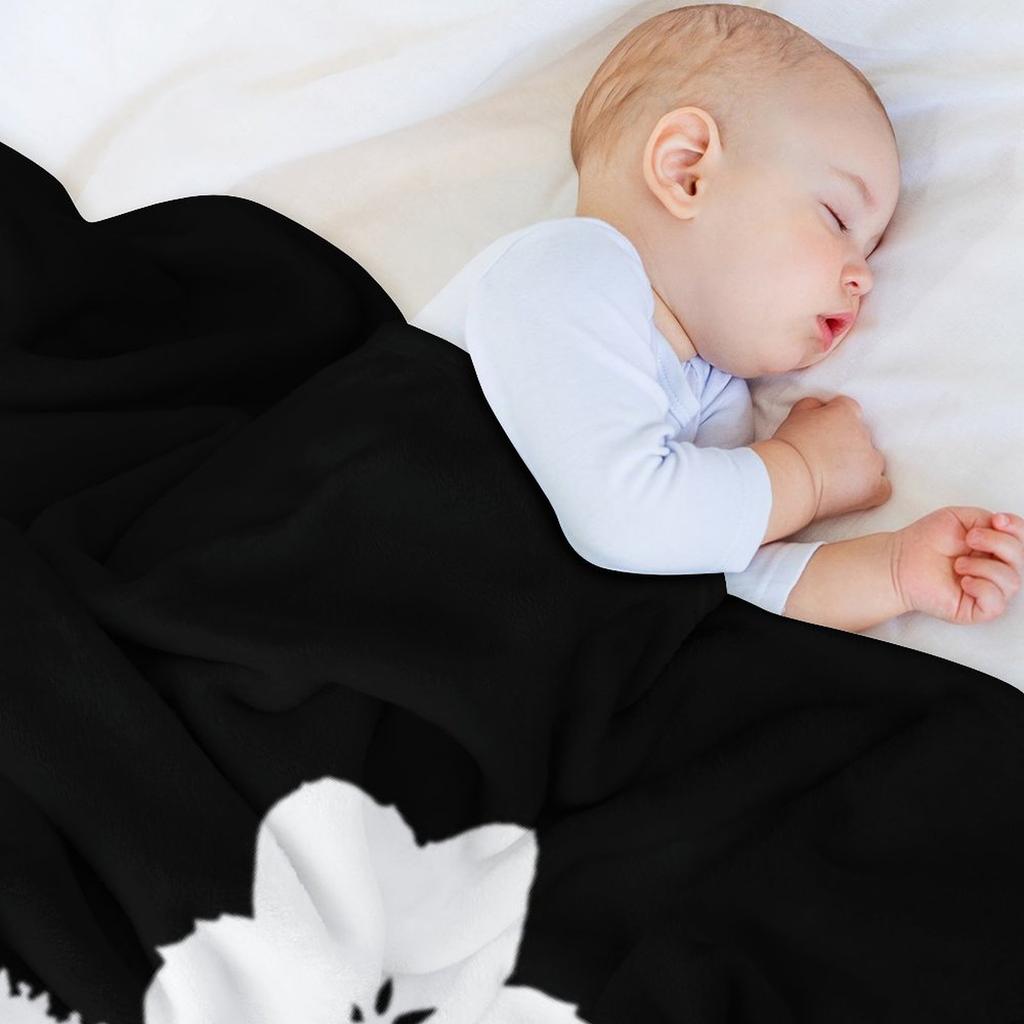 Flower Tops Silhouette Black and White Throw Blanket Multi-Purpose Polar for babies Camping Blankets