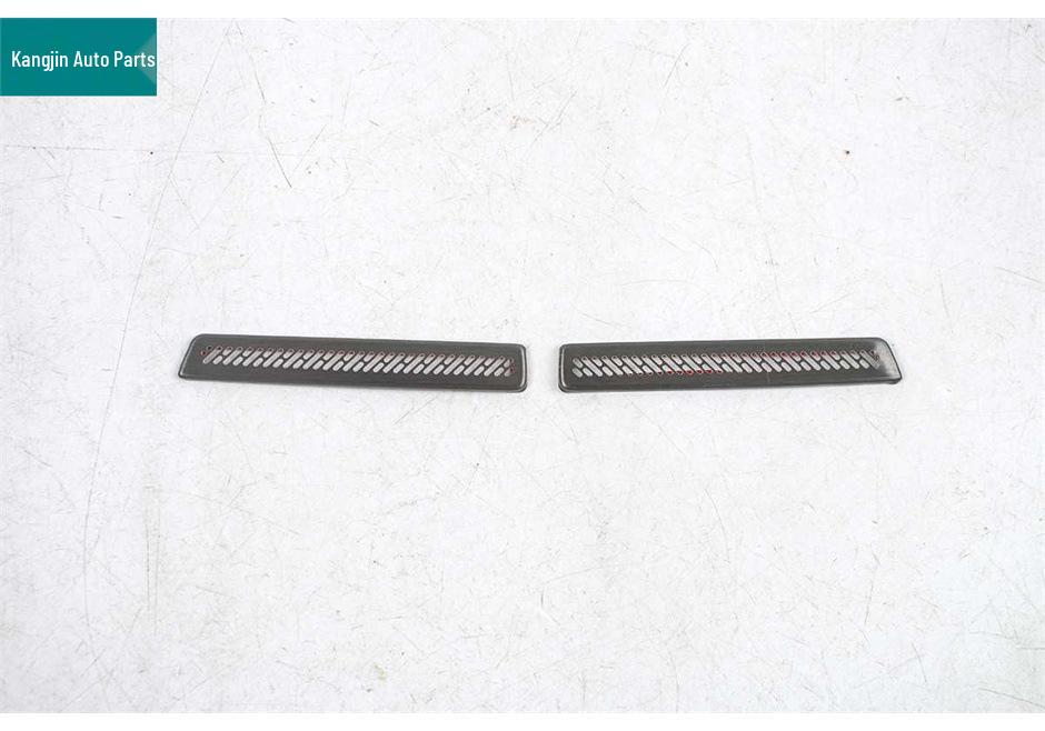 Ideal 25 I6 Black Titanium Four-Door Speaker Grilles & Front Upper Reading Speaker Modification