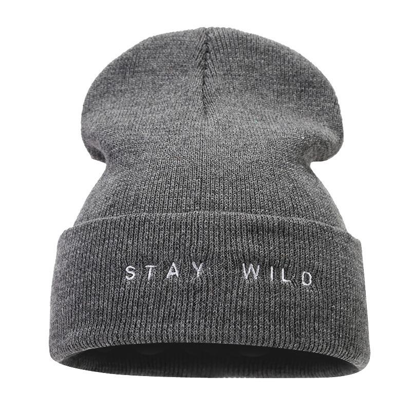 Autumn and winter new large board knitted hat men's trendy personality retro cold hat women's fashion letter embroidery simple stacking hat