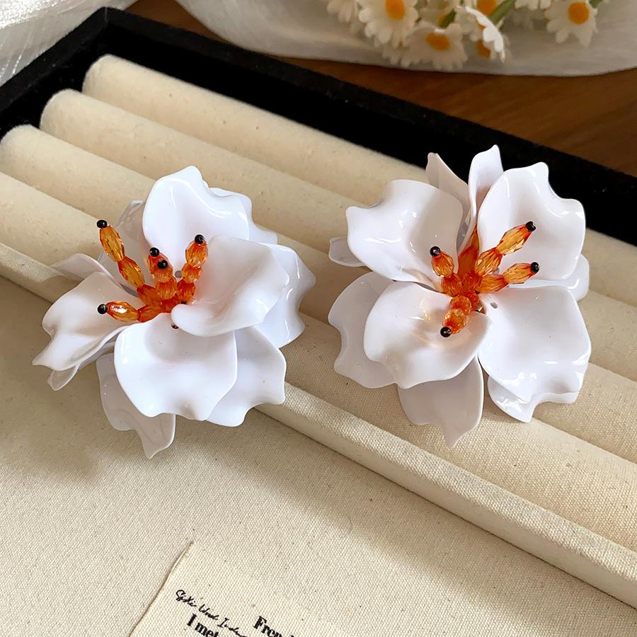 Silver Needle Acrylic Three-dimensional Flower Earrings Female Mori Small Fresh Cute Sweet Earrings Seaside Holiday Earrings