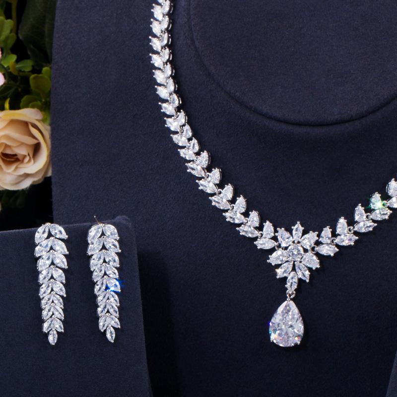 CMM Luxury Silver Color Cubic Zirconia Leaf Shape Drop Earrings Necklace Set