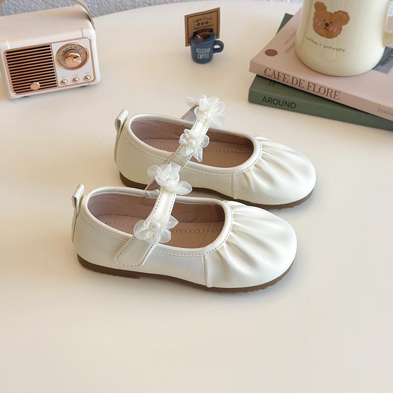 New Fashion Lace Small Fragrance Style Girls Comfortable Soft Bottom Leather Shoes