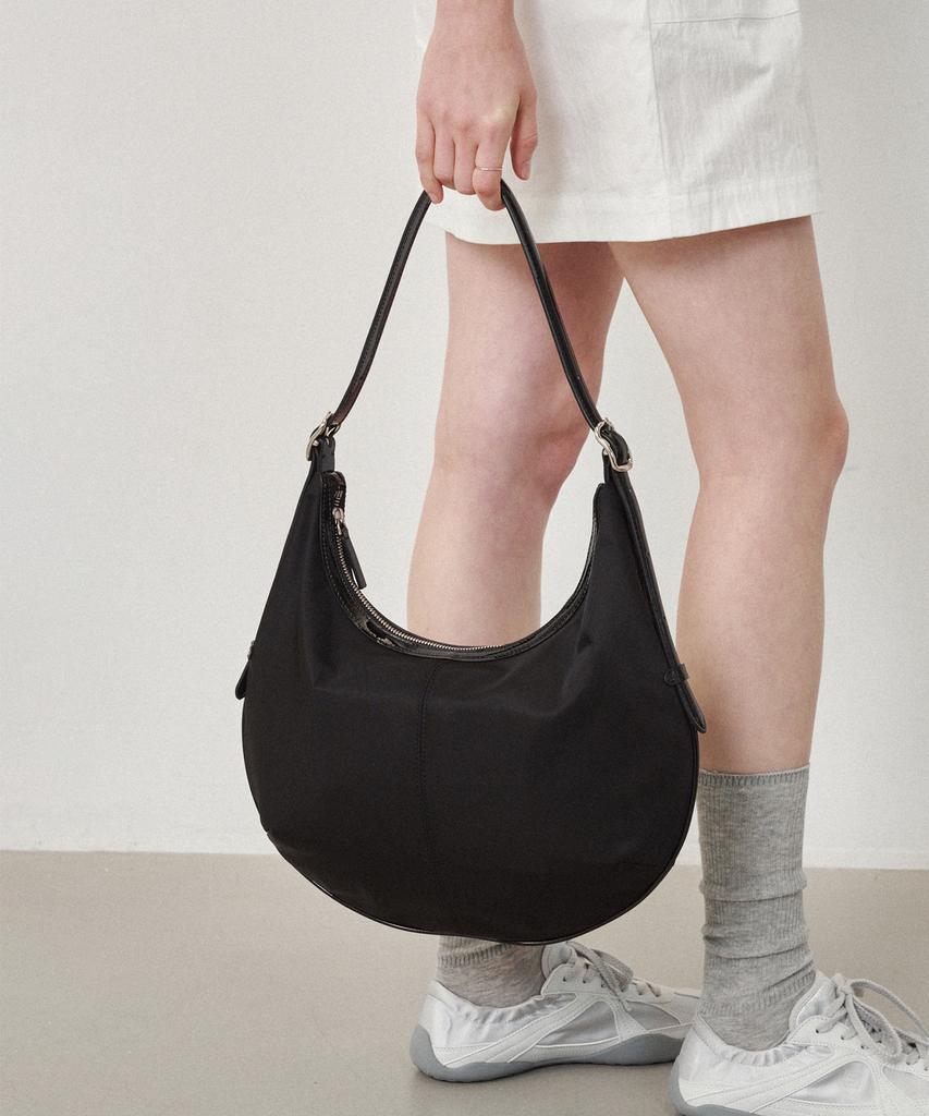 Ostkaka Wave Nylon Hobo Black