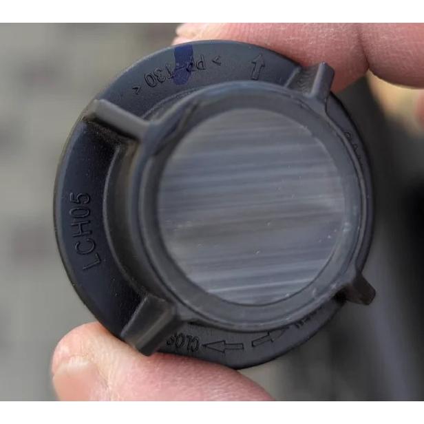 

PP-T30 Original For Volkswagen Teramont Headlight Bulb Dust Cover Waterproof Dustproof Headlamp Lamp Access Cap lch05