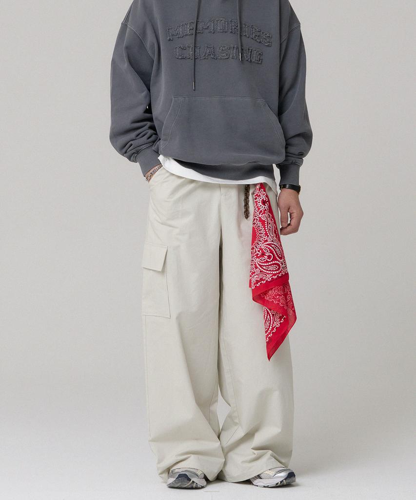 Beobeulpiseu Two-Way Wide Cargo Pants_2Color