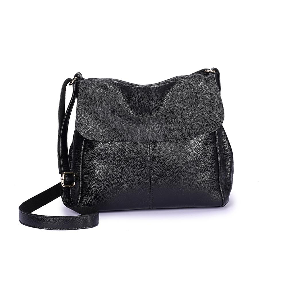 Women Want To Buy European and American Simple Messenger Bags, One Shoulder Large Capacity Diagonal Span Large Bags, New Cowhide Women's Bags