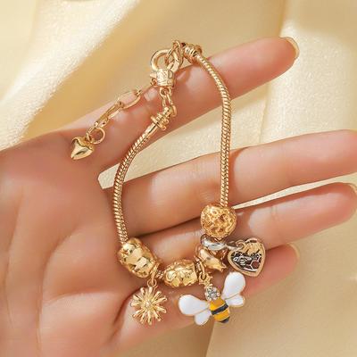 Fashion Jewelry Style Bracelet Women'S Little Bee Pendant Bracelet Niche Girlfriend Bracelet