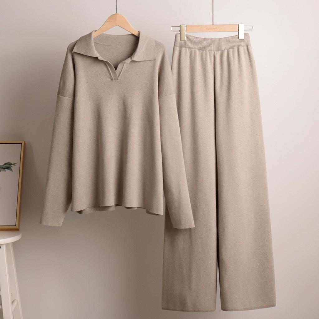 New Fall/Winter Women's Two-Piece Set Polo-Neck Knit Pullover and Wide-Leg Pants