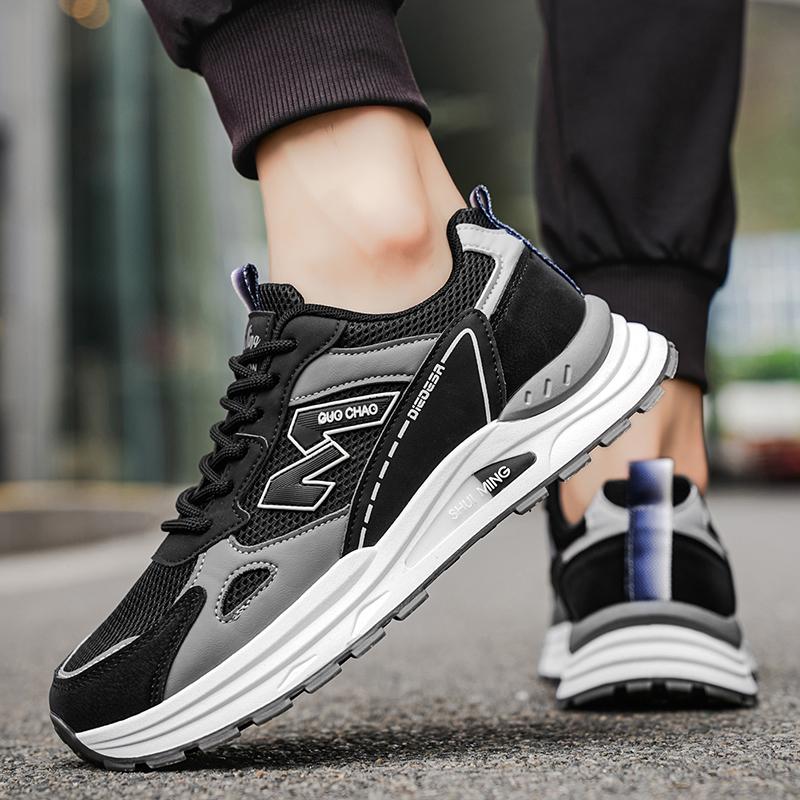 New Fashion Men 's Four Seasons Comfortable Thick Sole Shoes Students BoysTrending Soft Sole Breathable Casual Running Sneakers