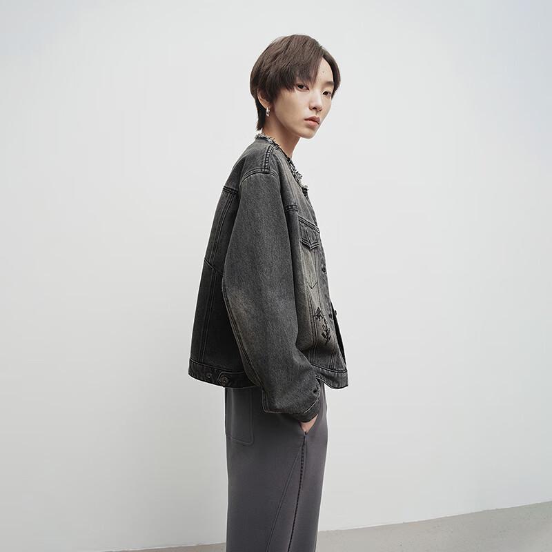 Broadcast Women's Retro Embroidered Raw-Edge Denim Short Jacket