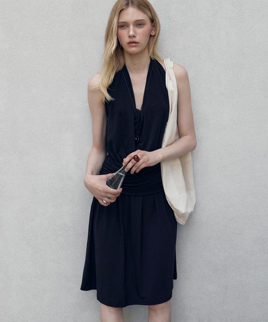 SIGREAT Trägerkleid aus gerüschtem Jersey_Marine
