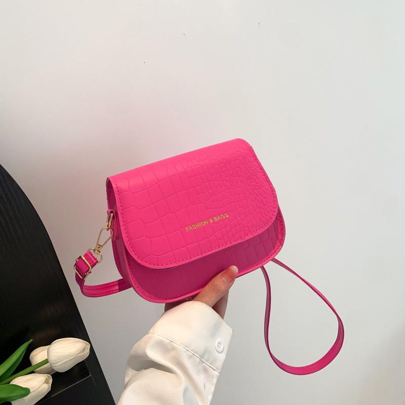 Fashionable Black Pu Saddle Bag For Women Sleek Spring Shoulder Bag For Everyday маджента