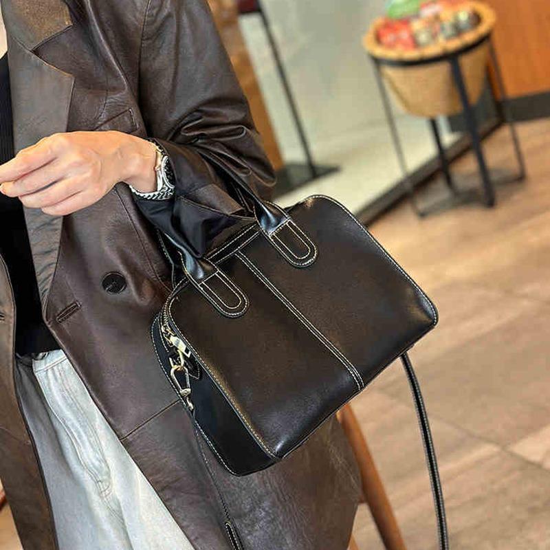 Women's Bag Large Capacity Crossbody Bag Premium Premium Layer Genuine Leather