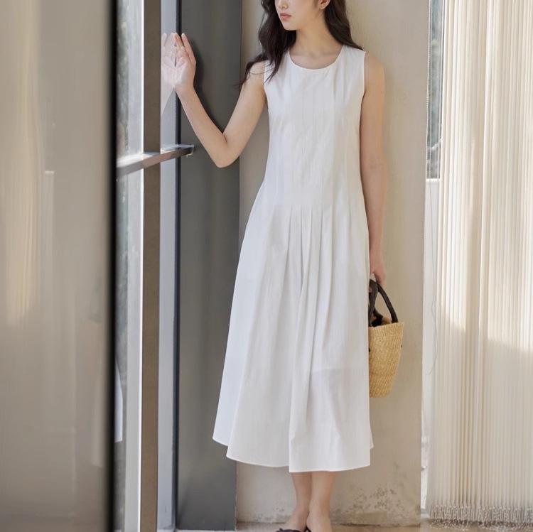 Ärmelloses Weißes Plissiertes A-Linien-Sommerkleid für Damen