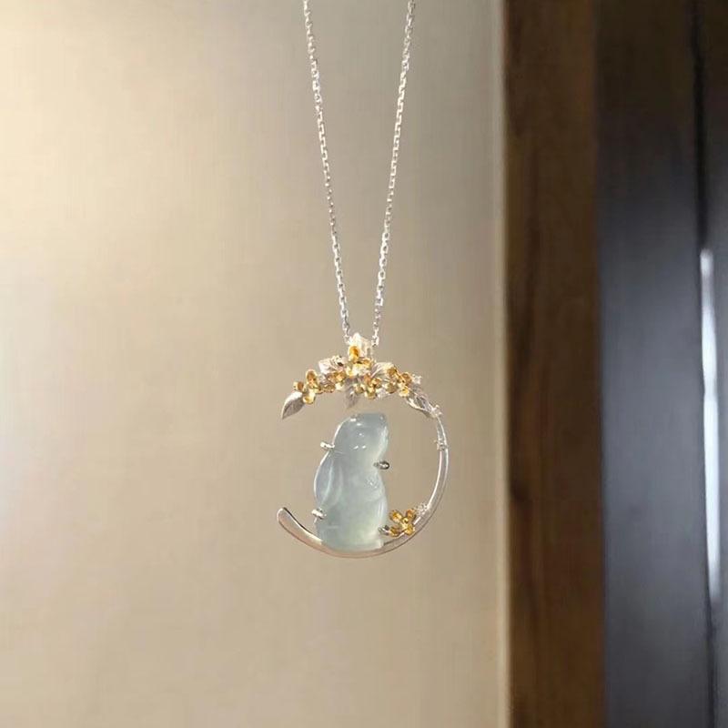Laurel fairy rabbit zircon necklace female niche design advanced sense cute sweet versatile smart jade rabbit collarbone chain