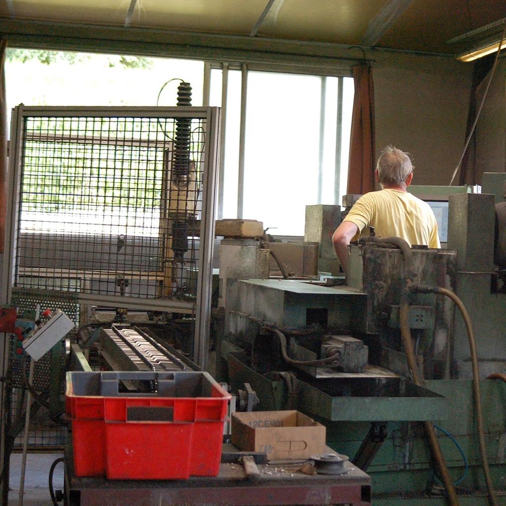 Laguiole Olive Handle Dinner Knife and Fork Set In Gift Box