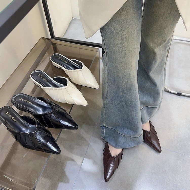 Baotou Outer Wear French Muller Shoes 2025 Summer New Flat Heel Pleated Flat Bottom Cool Slippers Pointed Half Slippers Women