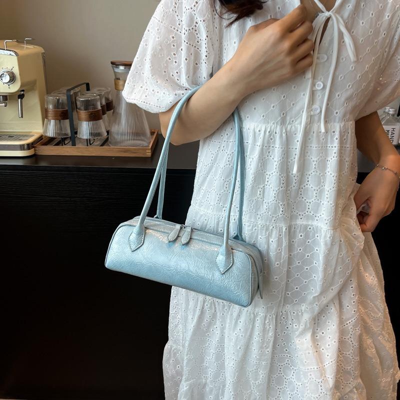 Simple Single Shoulder Armpit Bag, High Value Niche Retro Baguette Bag, Casual Commuting Versatile Women's Handbag