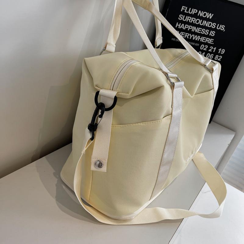 Large Capacity Short Distance Travel Bag Storage Bag Lightweight Sports Crossbody Fitness Bag