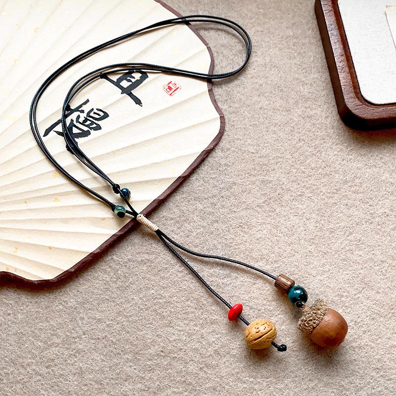 Retro Pine Cone Woven Necklace - Women's Ethnic Style Fashion Accessory for Autumn & Winter