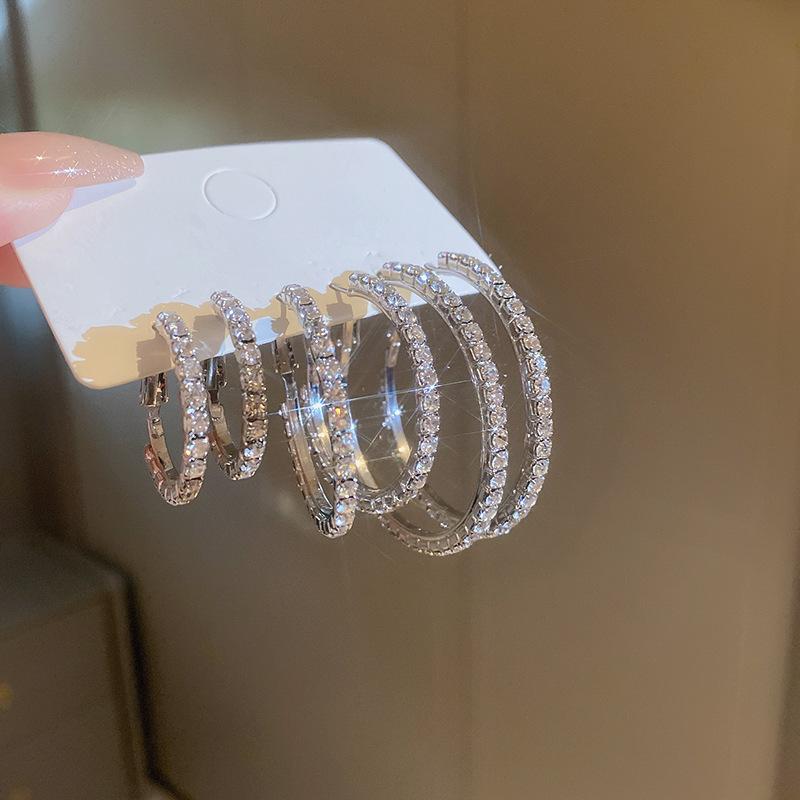 

3Pairs Shiny Rhinestone Hoop Earrings Luxury Big Circle Zinc Alloy Exaggerated Personality Earrings Jewelry Female Accessories