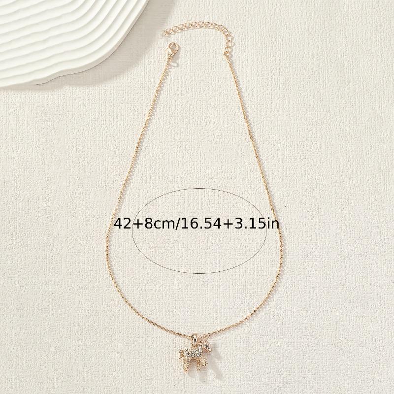 A rose gold pony inlaid with acrylic women's necklace, light luxury modern for a friend