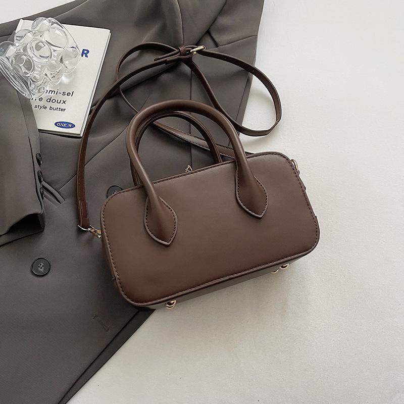 

Сумка преміум класу маленька жіноча 2024 нова осінь та зима ретро стиль Маярд сумка-месенджер портативна маленька квадратна сумка кавовий