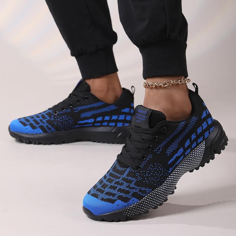 Large Size Fly-woven Breathable Casual Shoes Spring and Autumn Mesh Comfortable and Lightweight Running Shoes Soft-soled Non-slip Sneakers