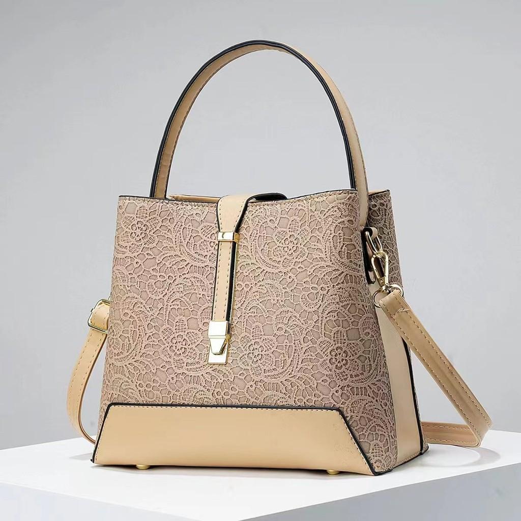 Solid Versatile Color Handbag With Internal Pockets Zipper Closure Women Fashion