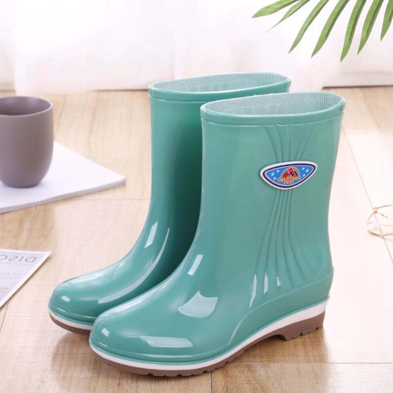 Industrial and Mining Treasure Rain Shoes Women's Non-slip Short Rubber Shoes Overshoes Work Thickened Water Shoes Women Wear Waterproof Rain Boots