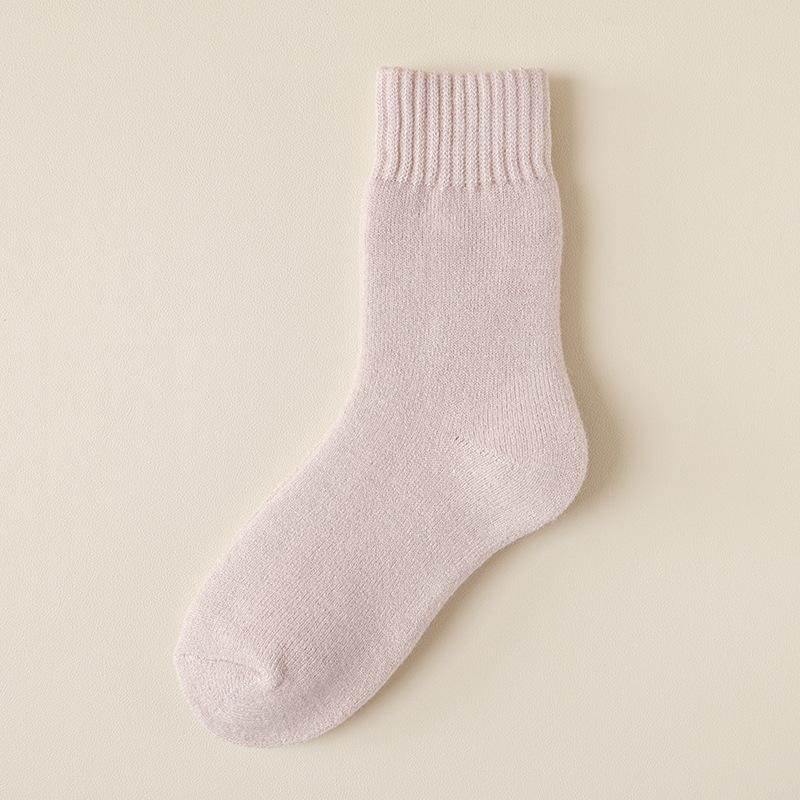 

Женские осенне-зимние бархатные и толстые теплые спальные носки-трубы для пола 1 pair светло-розовый