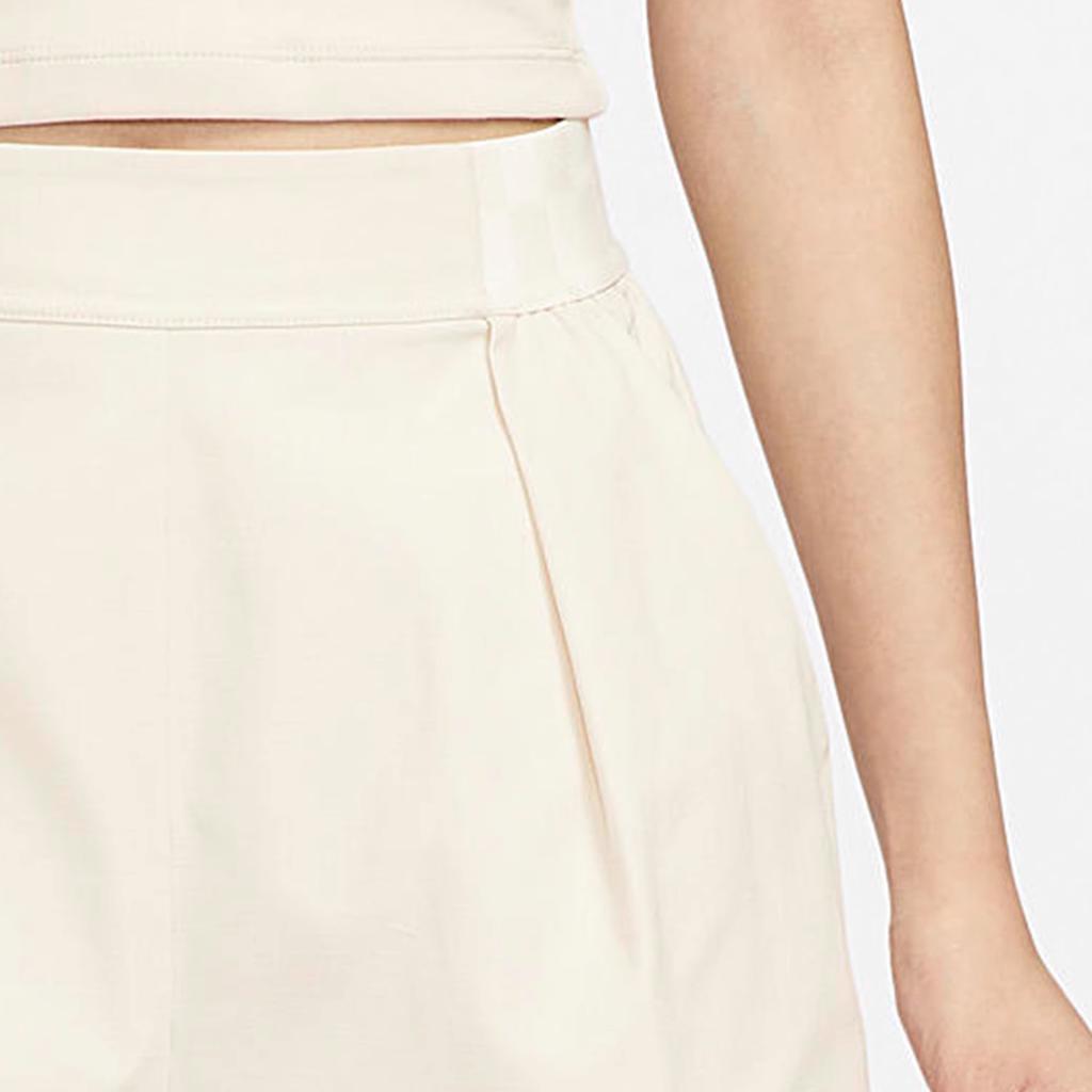 New Nike Casual Shorts Women's Coconut Milk FN2168-104