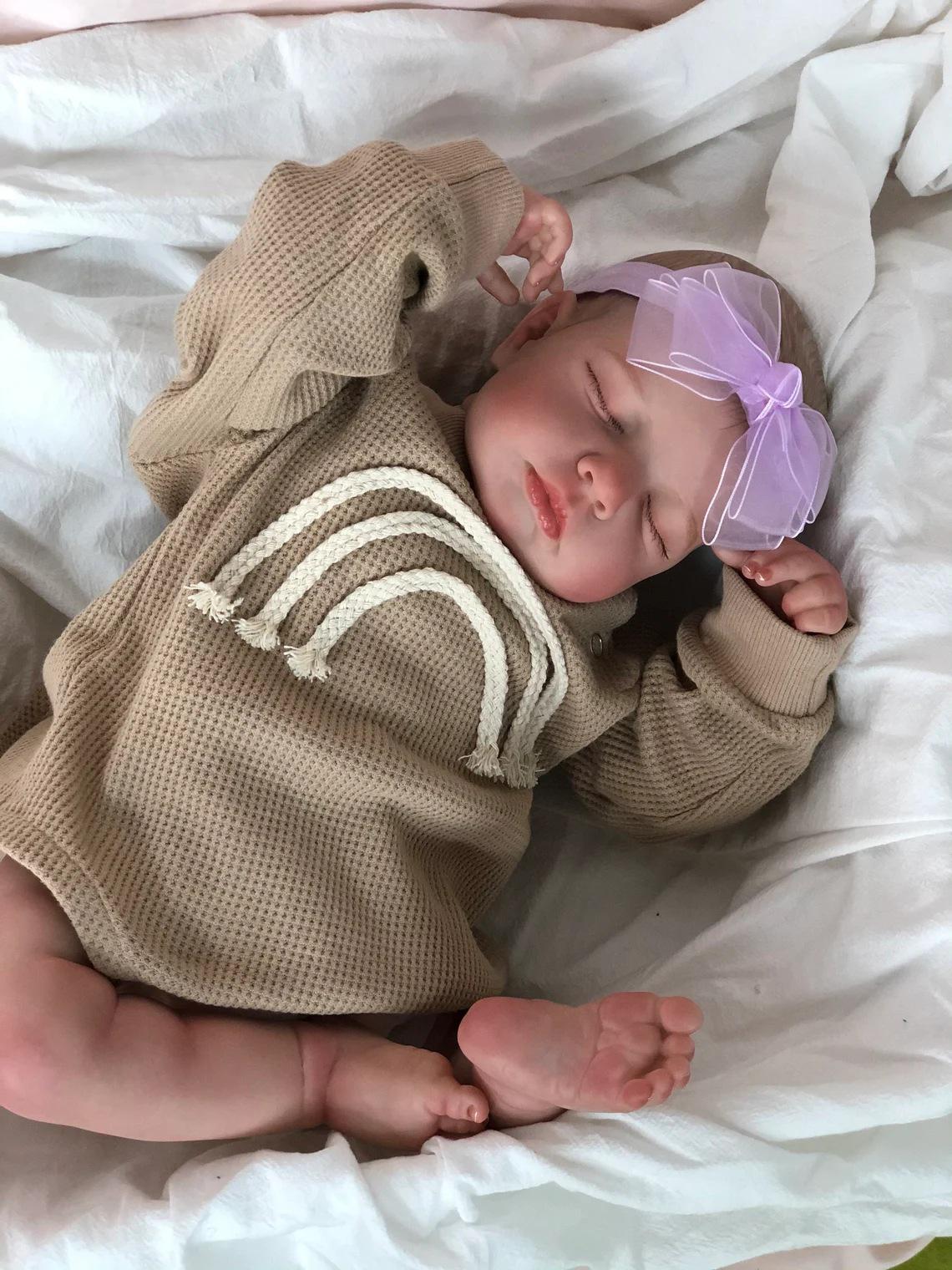 49cm Realistic Reborn Loulou Doll – Cute Baby 49 cm