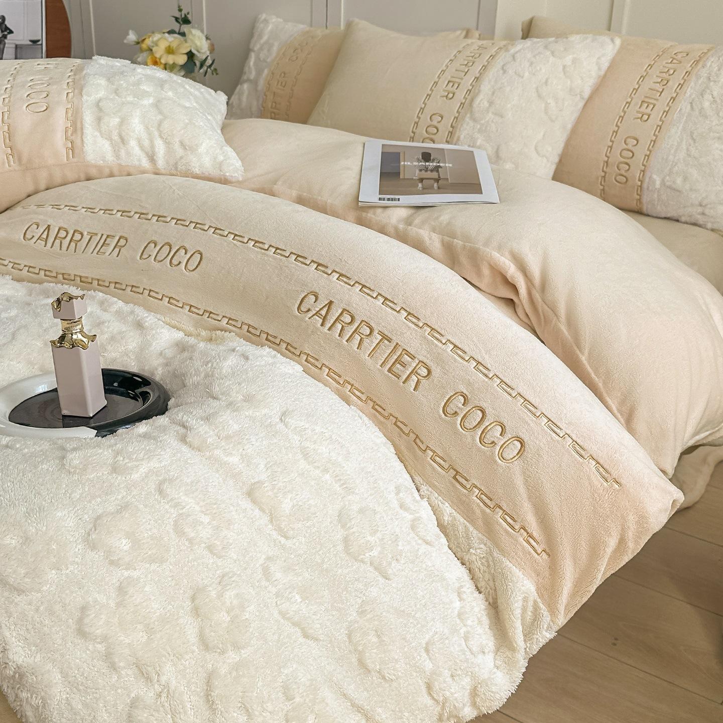 

Двусторонний утолщенный молочный флис для кровати, четырехпредметный коралловый фланелевый пододеяльник, легкое роскошное премиальное постельное белье, простыни 3pcof sheets 150x200 quilt