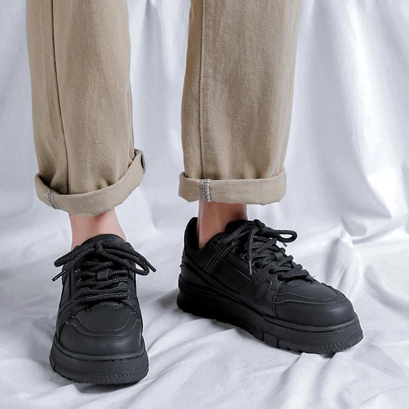 FashionMen's Sneakers outdoor flats Casual Sports Shoes for Men Leather Breathable Shoes lace up fashion Flat black Shoes men