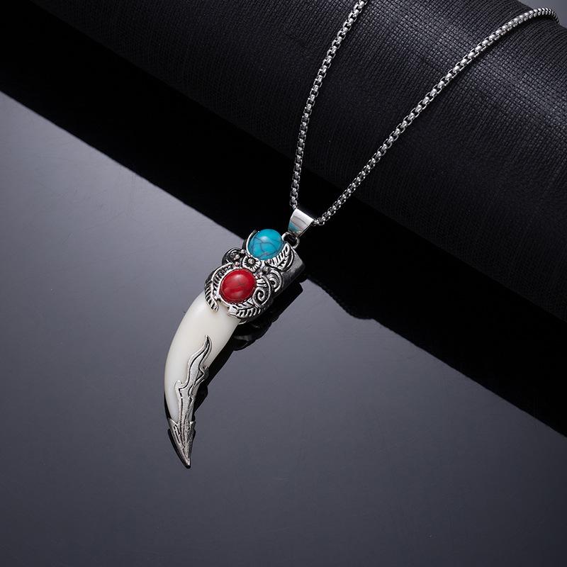 Retro Ethnischer Stil Imitation Wolfszahn Edelstahl Halskette Lange Accessoires von Wolfskopf und Tigerkopf