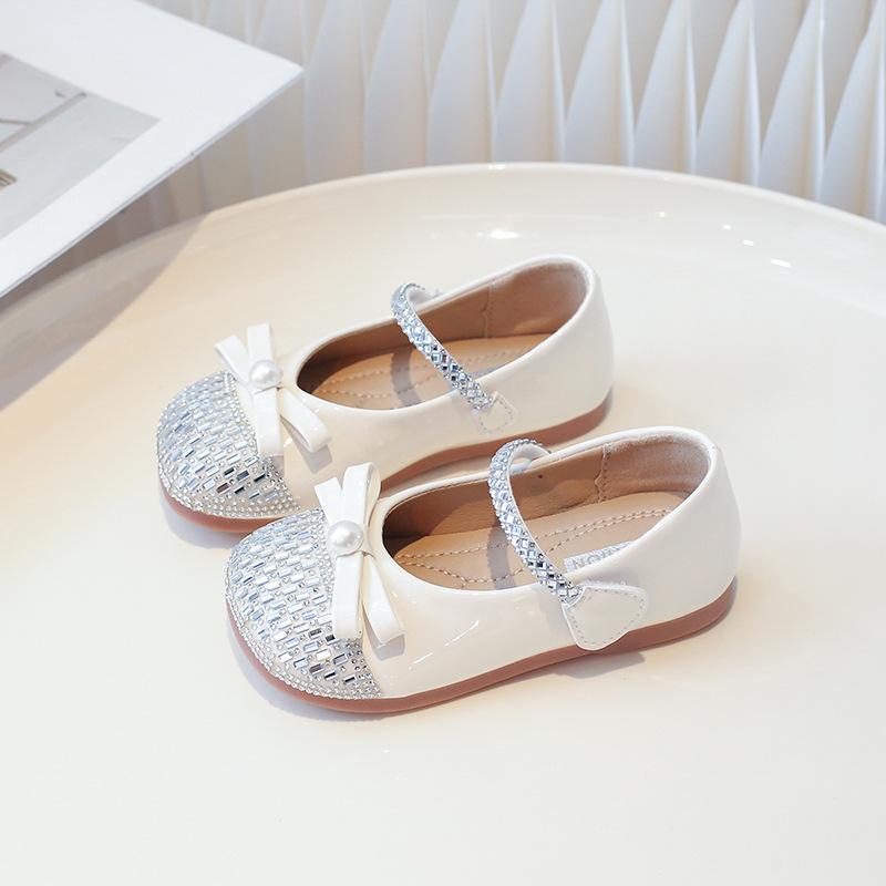 Girls' princess shoes 2025 spring and autumn new Korean version of foreign-style children's crystal shoes with sequined soft soles medium and older ch