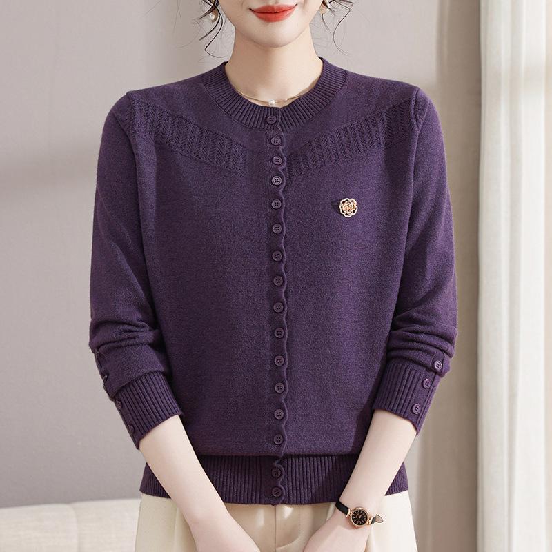 Women's Casual Long-Sleeve Knitted Sweater for Ages 40-60 - Elegant Top for Middle-Aged & Elderly