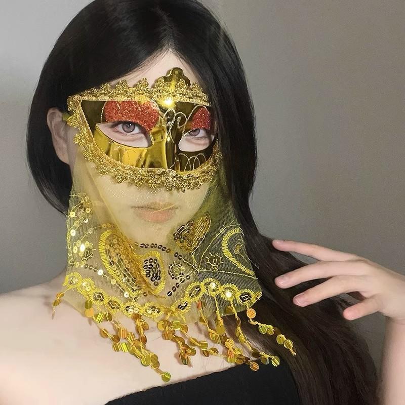 Halloween mask costume party with makeup costume-cosmetically transformed face mask, costume accessories,half-face lace-edged feather headpiece,mask