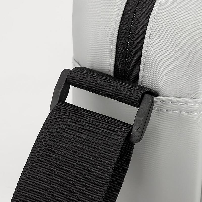 New casual versatile shoulder bag, daily commuting men's small shoulder bag, lightweight and portable crossbody bag